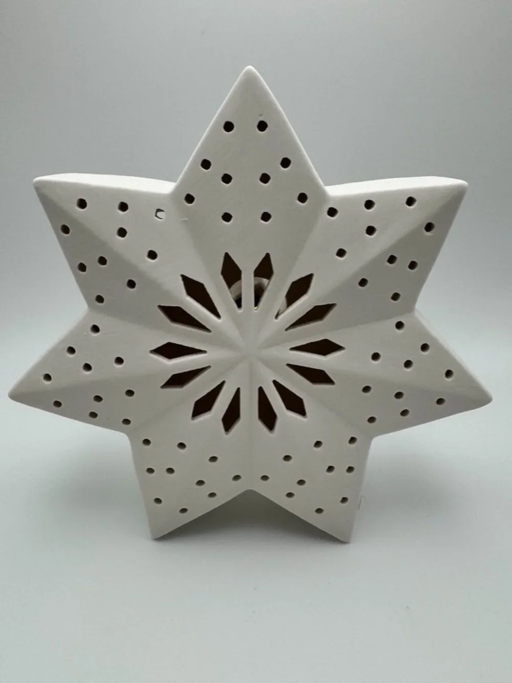 Crate & Barrel Medium LED White Ceramic Snowflake 7in Christmas Decor 684581 NWT